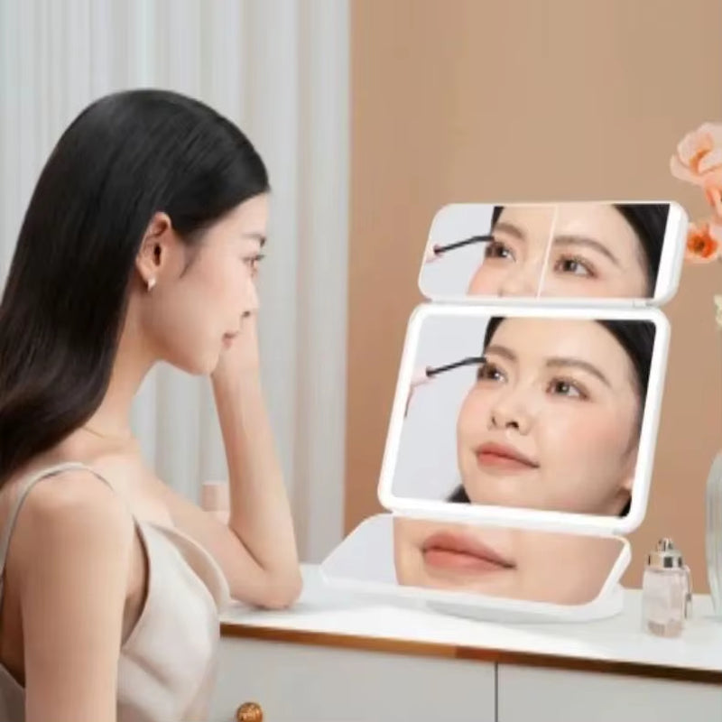 Triple espejo de maquillaje con LED